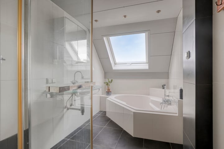 Foto 19 van Slufterplantsoen 79