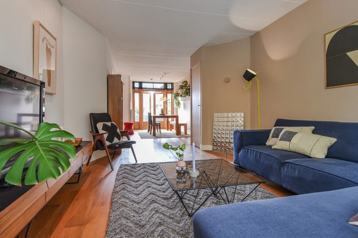 Photo 2 of Sinjeur Semeynsweg 17