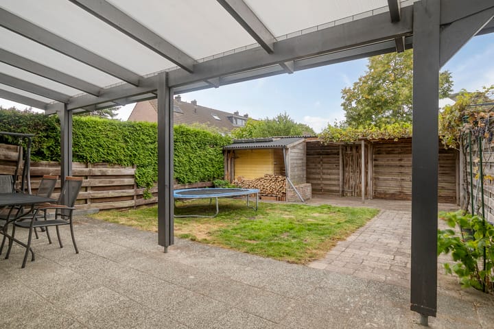 Foto 26 van Slufterplantsoen 79