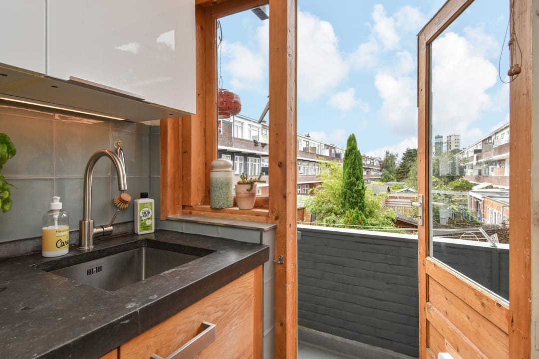 Photo 26 of Sinjeur Semeynsweg 17