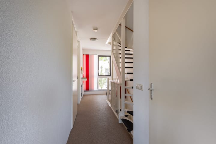 Foto 26 van de Ruijterstraat 32