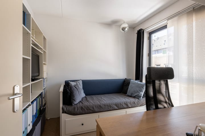 Foto 37 van de Ruijterstraat 32