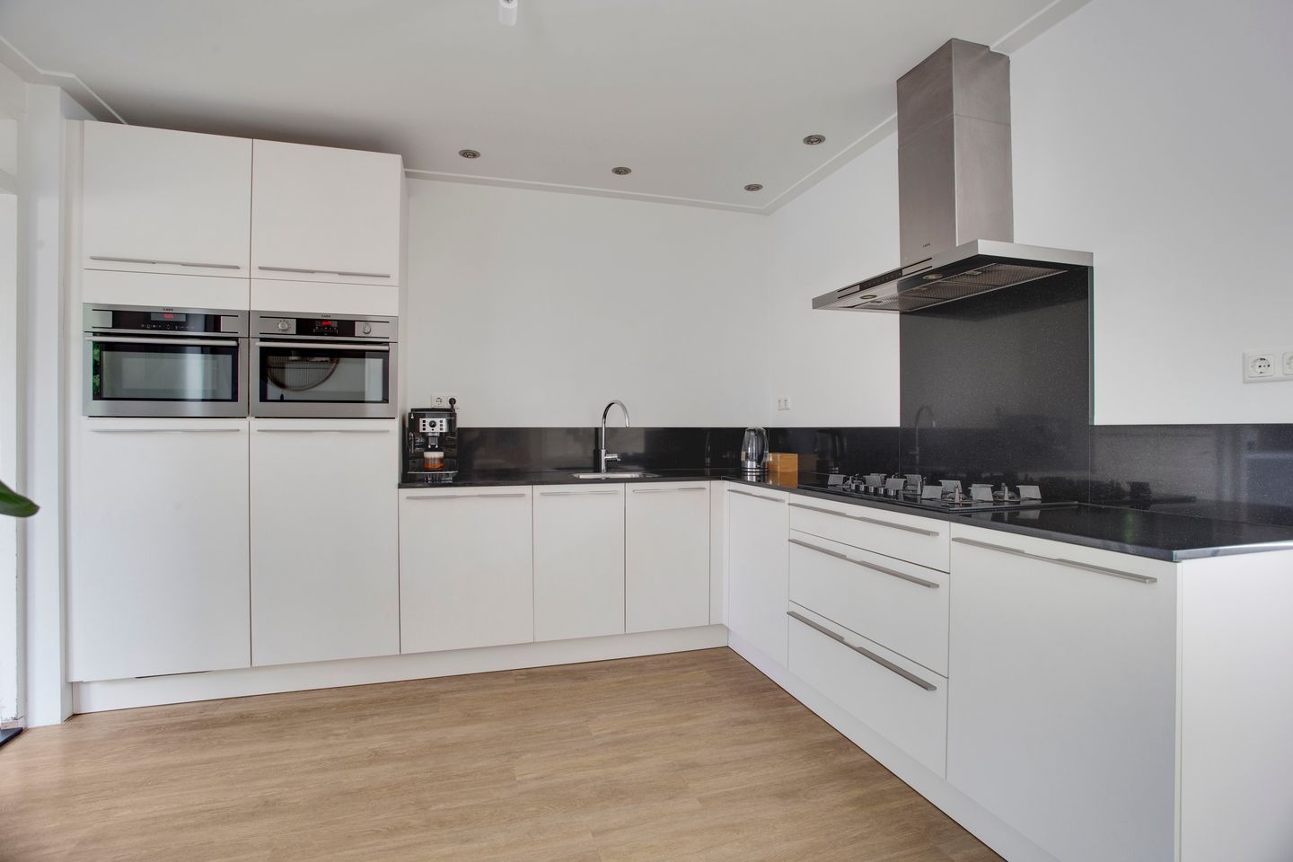 Foto 14 van Clakenweg 101