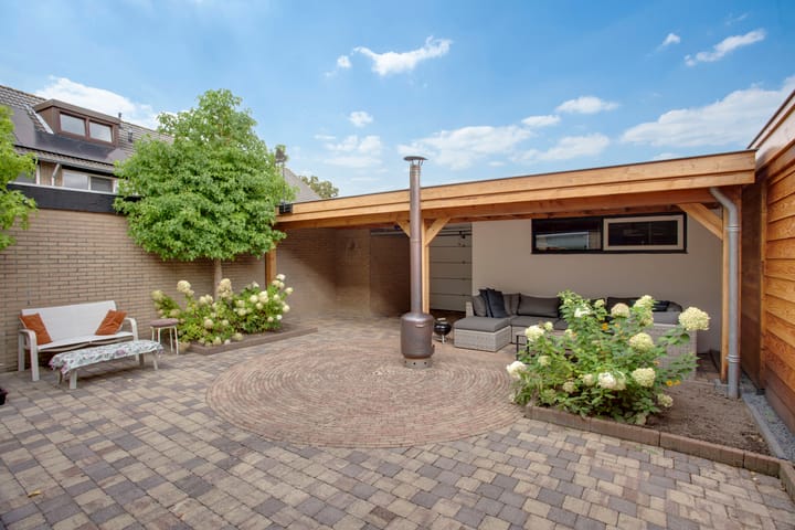 Photo 40 of Clakenweg 101