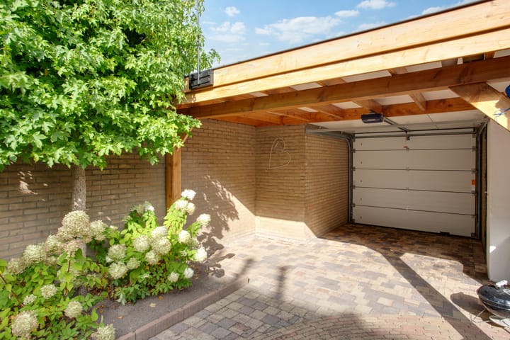 Photo 42 of Clakenweg 101