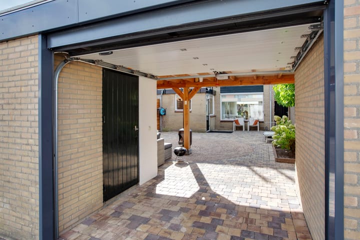 Photo 43 of Clakenweg 101