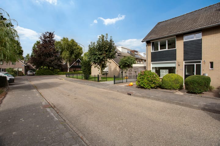 Photo 48 of Clakenweg 101