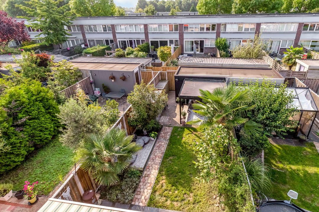 Foto 43 van Aalbessenstraat 17