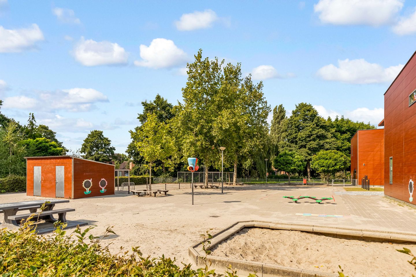 Foto 65 van Aalbessenstraat 17