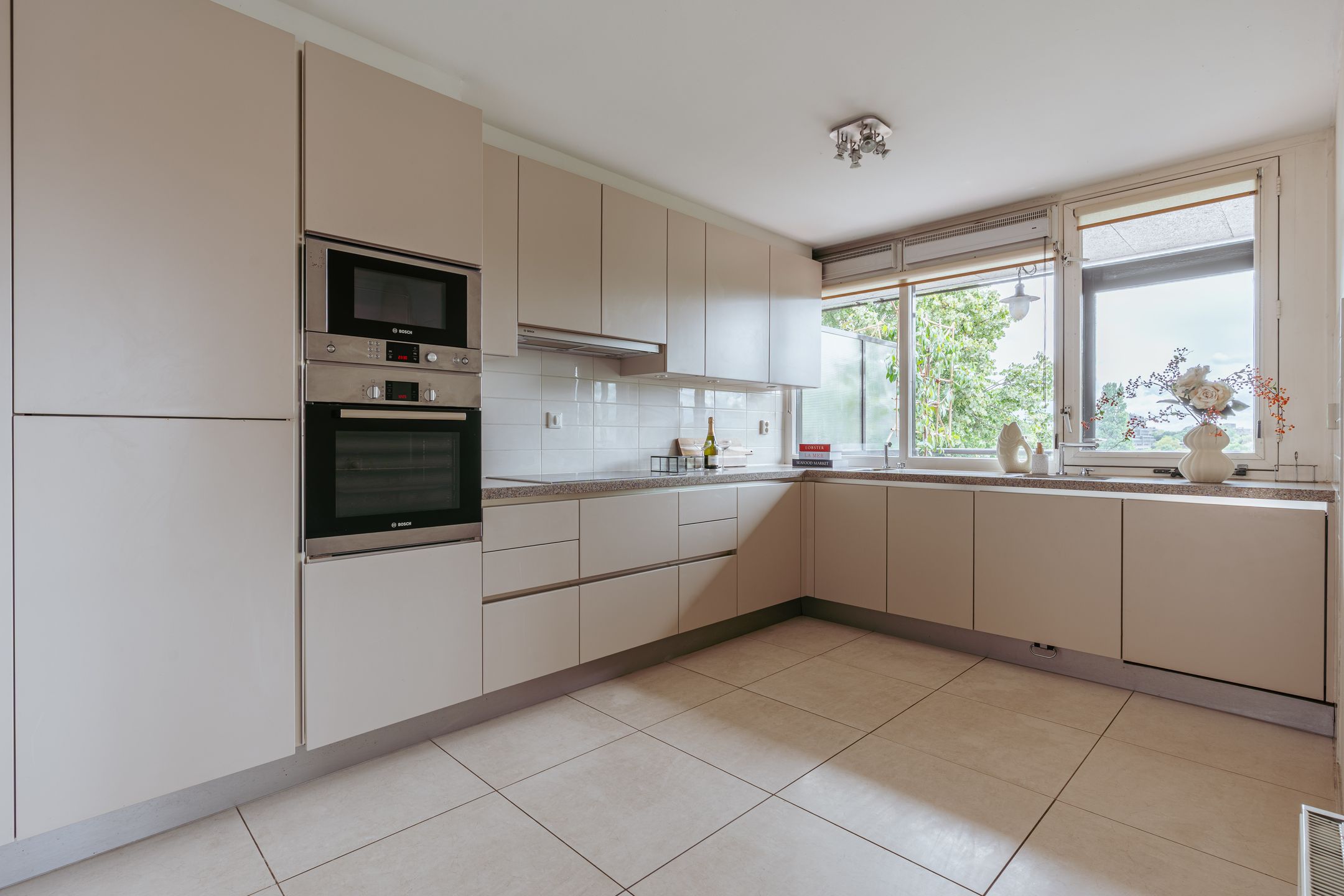 Foto 9 van Plantage Kerklaan 181