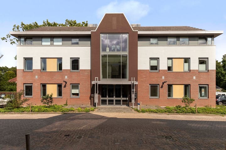 Photo 3 of Amersfoortsestraat 124-C02