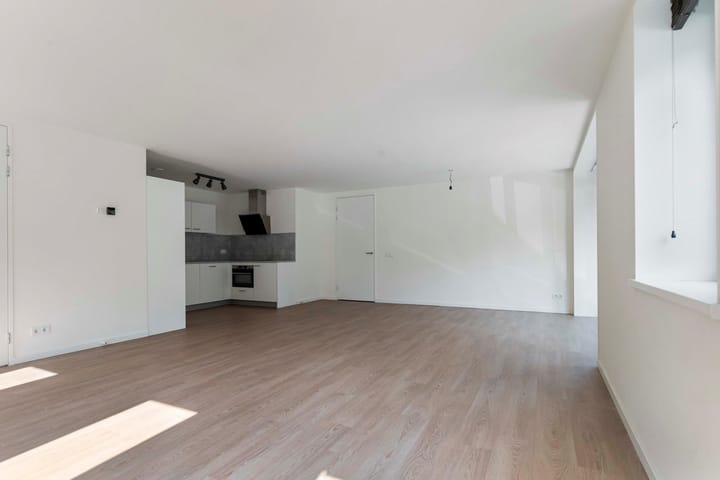 Foto 11 van Amersfoortsestraat 124-C02