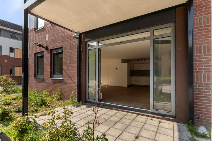 Foto 15 van Amersfoortsestraat 124-C02