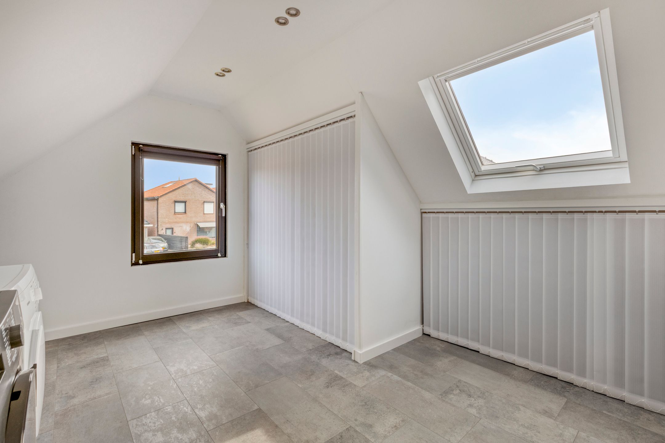 Foto 21 van Albert Hahnweg 41