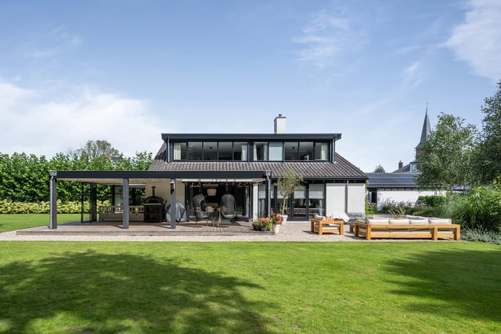 Foto 2 van De Genestetlaan 9