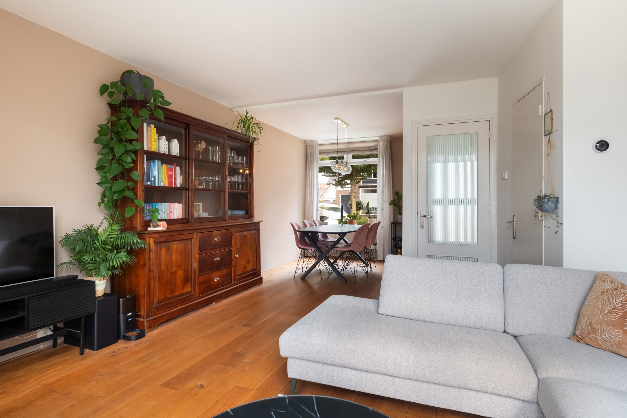 Photo 9 of Amalia van Solmslaan 8