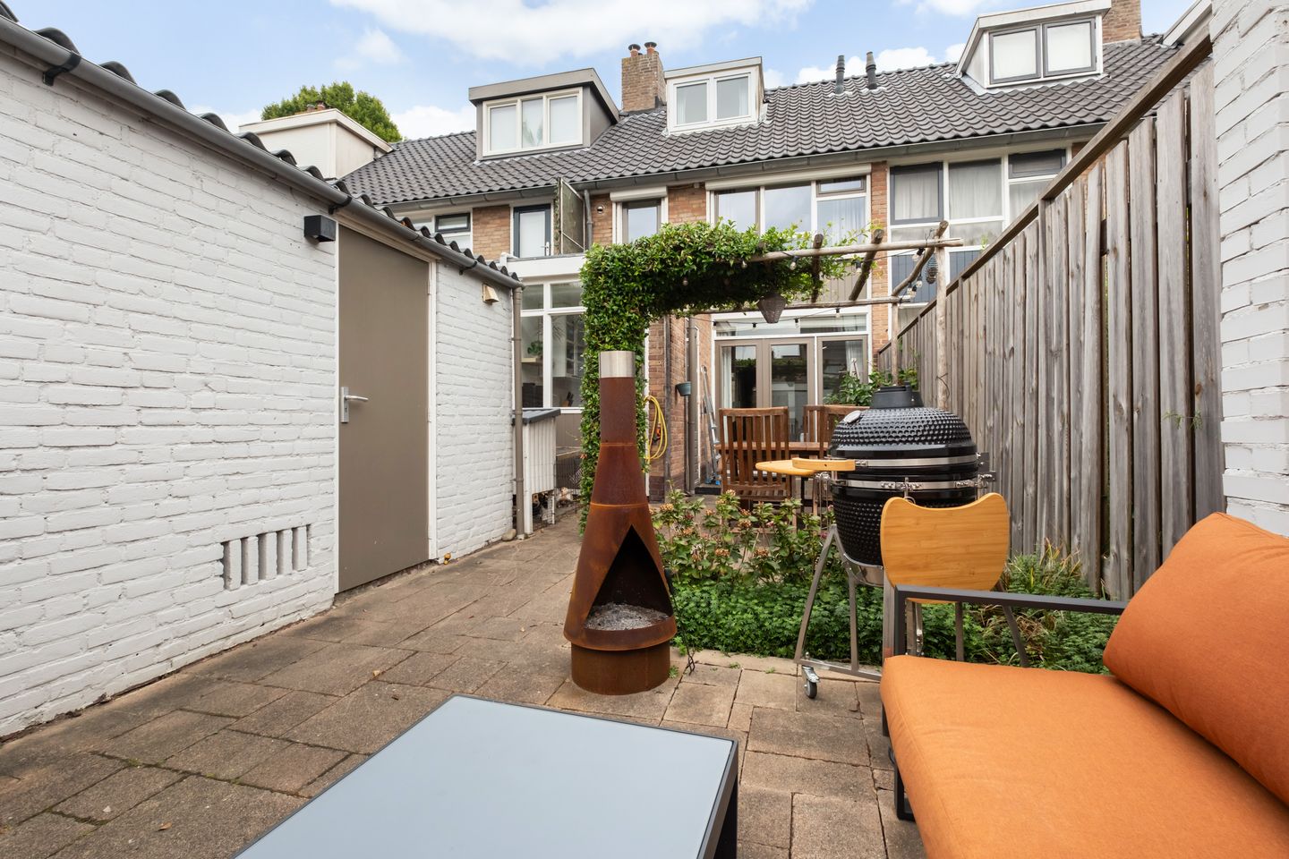 Photo 14 of Amalia van Solmslaan 8