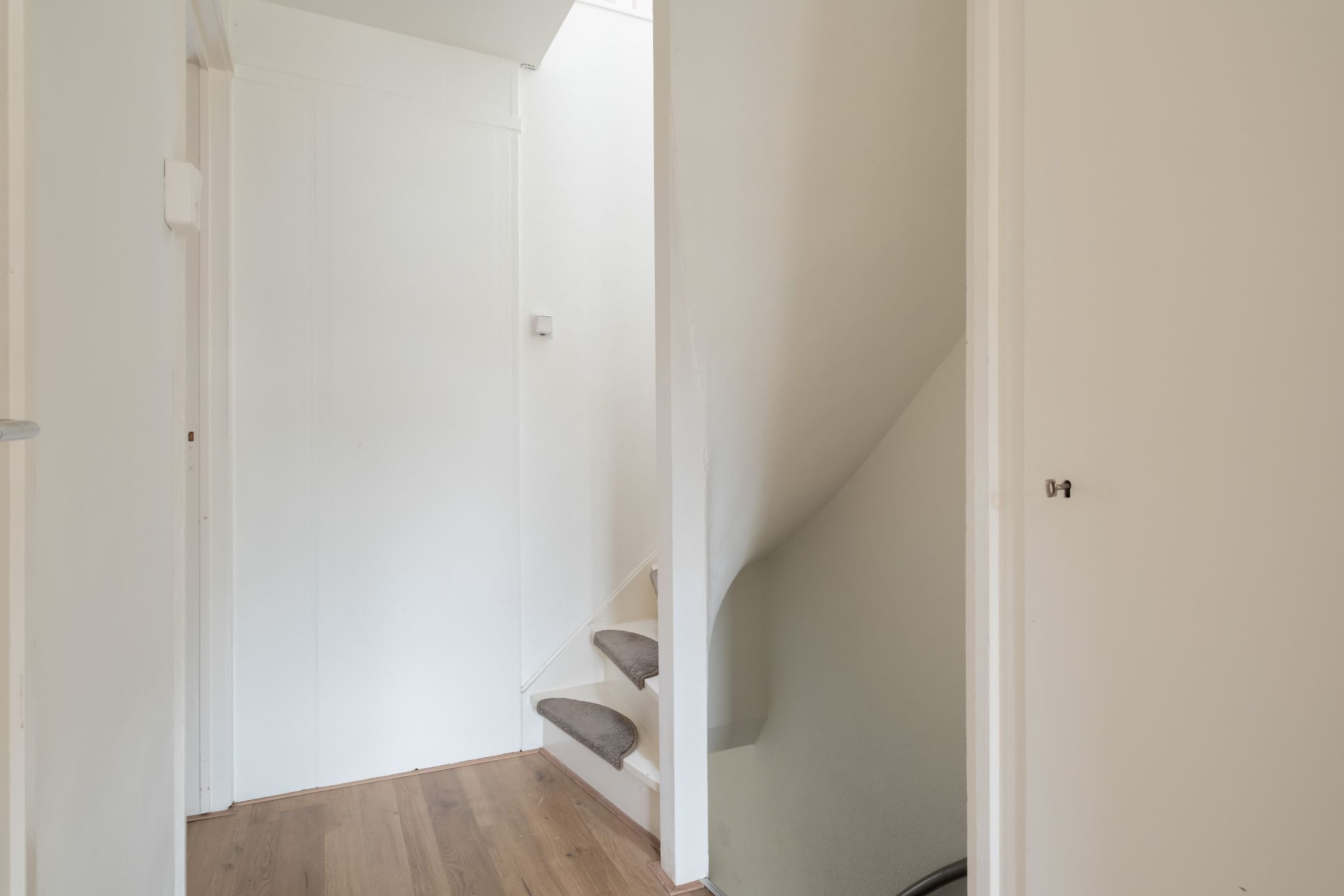 Photo 18 of Amalia van Solmslaan 8