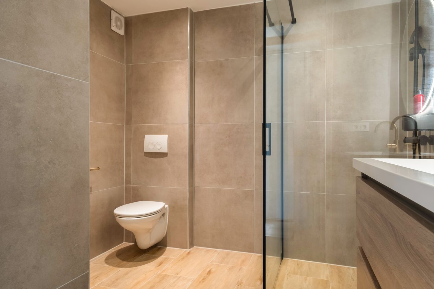 Photo 25 of Amalia van Solmslaan 8