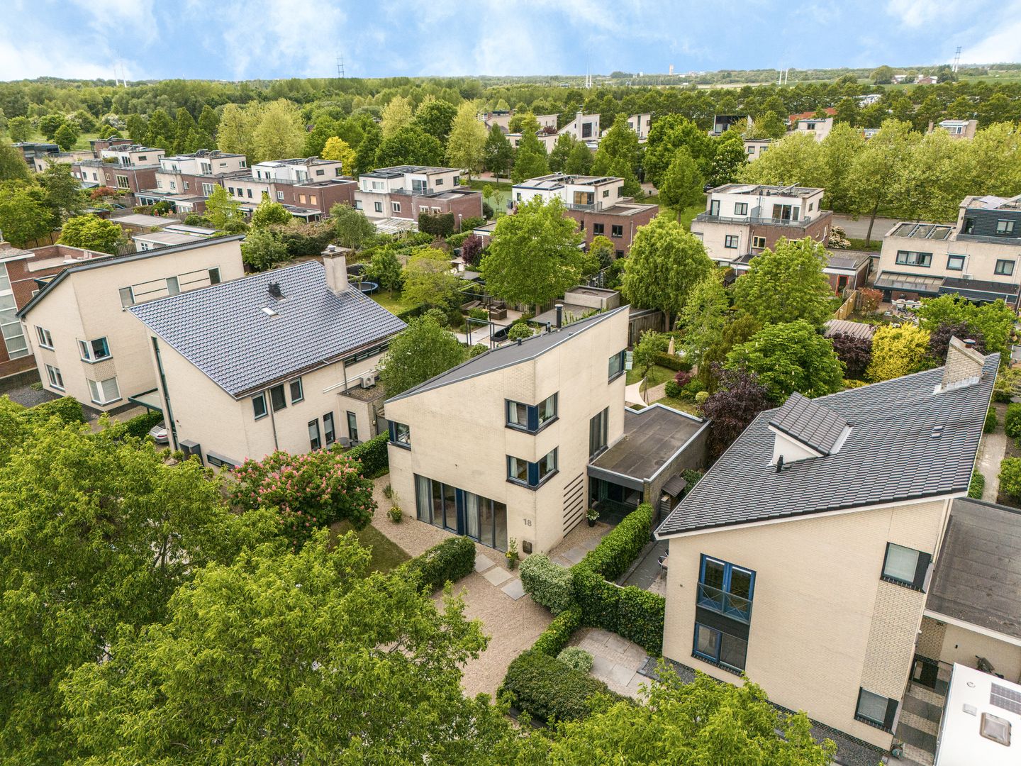Photo 5 of Frederiksveld 18