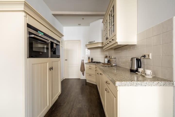 Photo 5 of Raadhuisstraat 55