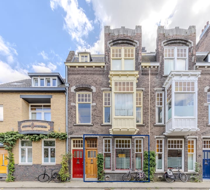 Photo 2 of Theodoor Schaepkensstraat 7-B