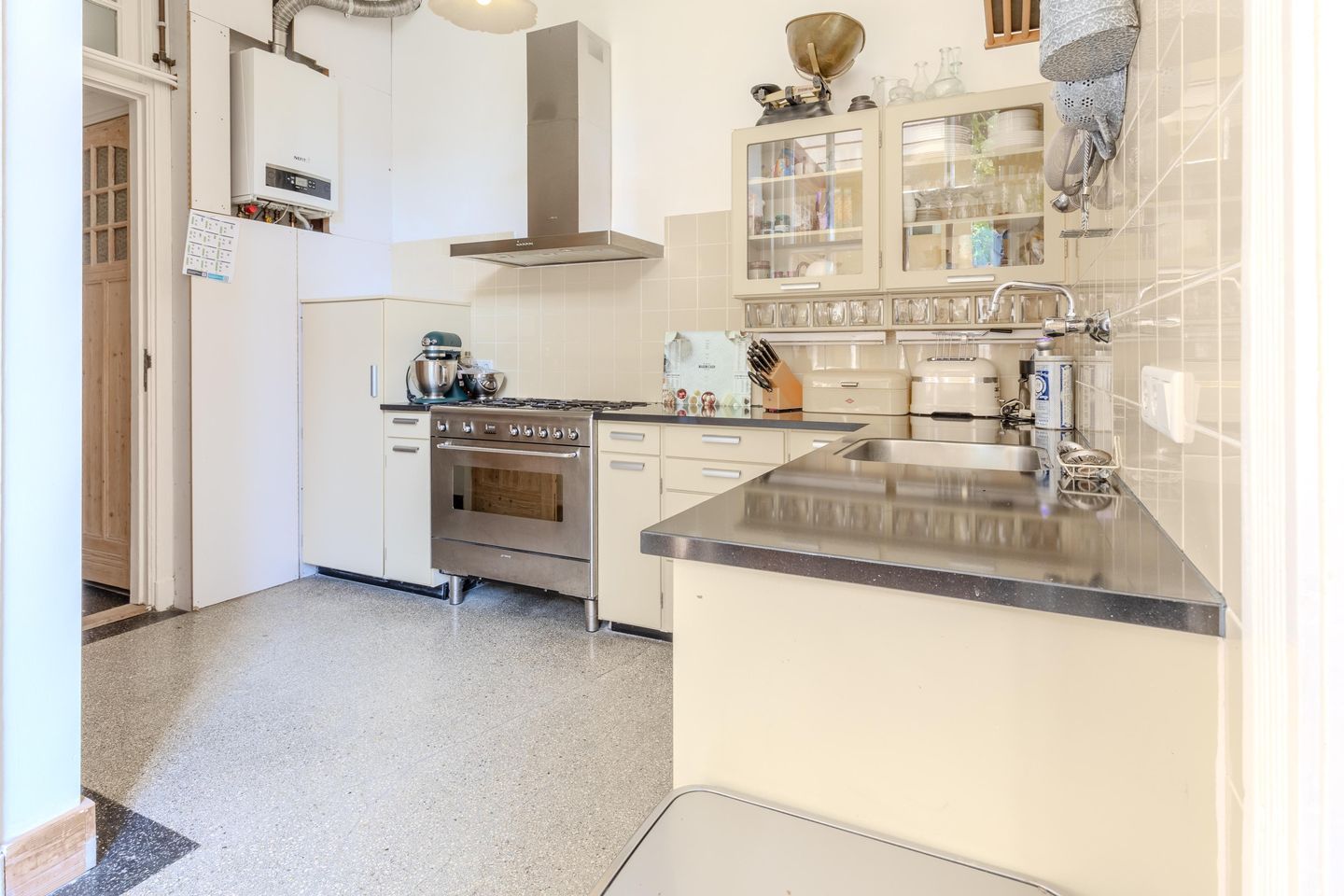 Foto 19 van Theodoor Schaepkensstraat 7-B