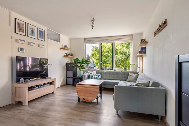 Photo 6 of F.J. Ebbensstraat 75