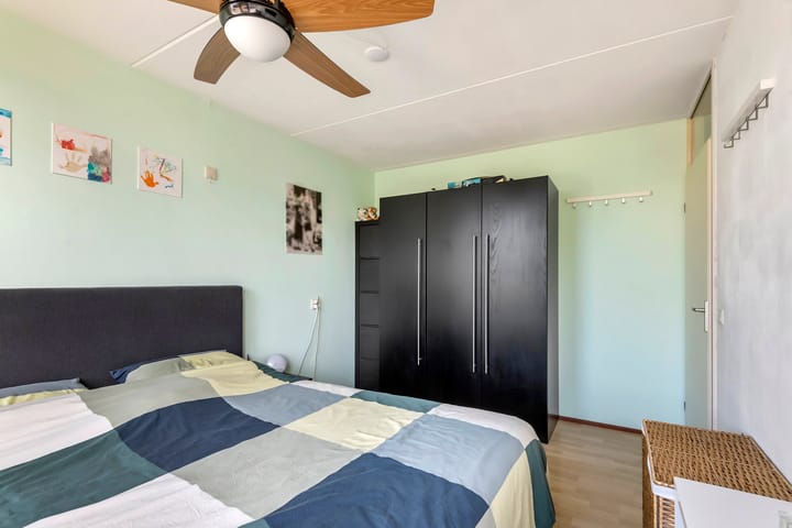 Photo 15 of F.J. Ebbensstraat 75