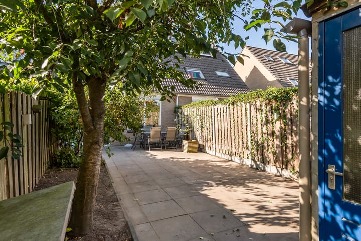 Photo 29 of F.J. Ebbensstraat 75