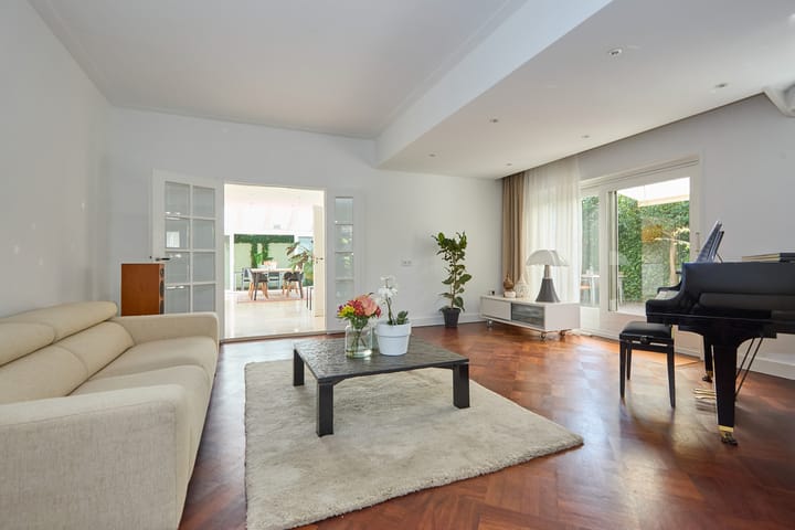 Photo 21 of Rusthofflaan 9