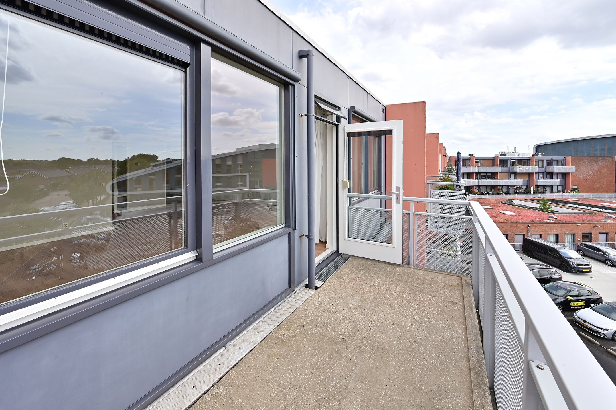 Foto 12 van Plein 2000 119