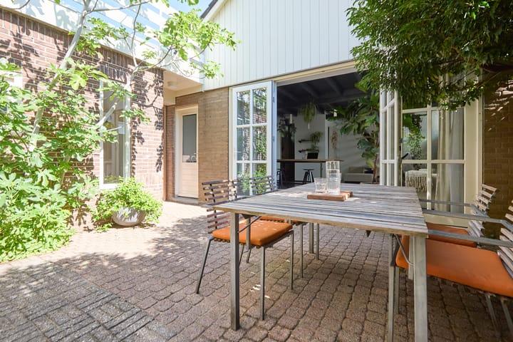 Photo 68 of Rusthofflaan 9