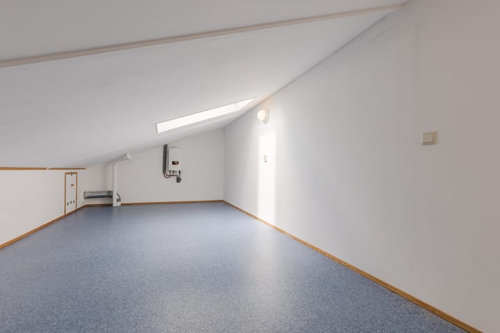 Foto 29 van Linie 12