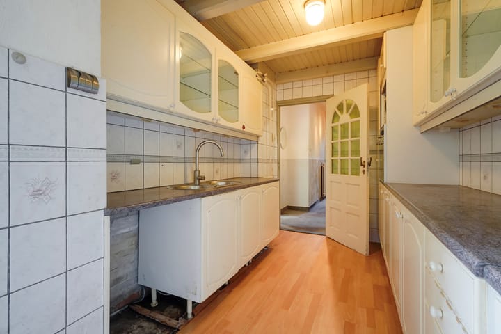 Foto 18 van Spoorsingel 100