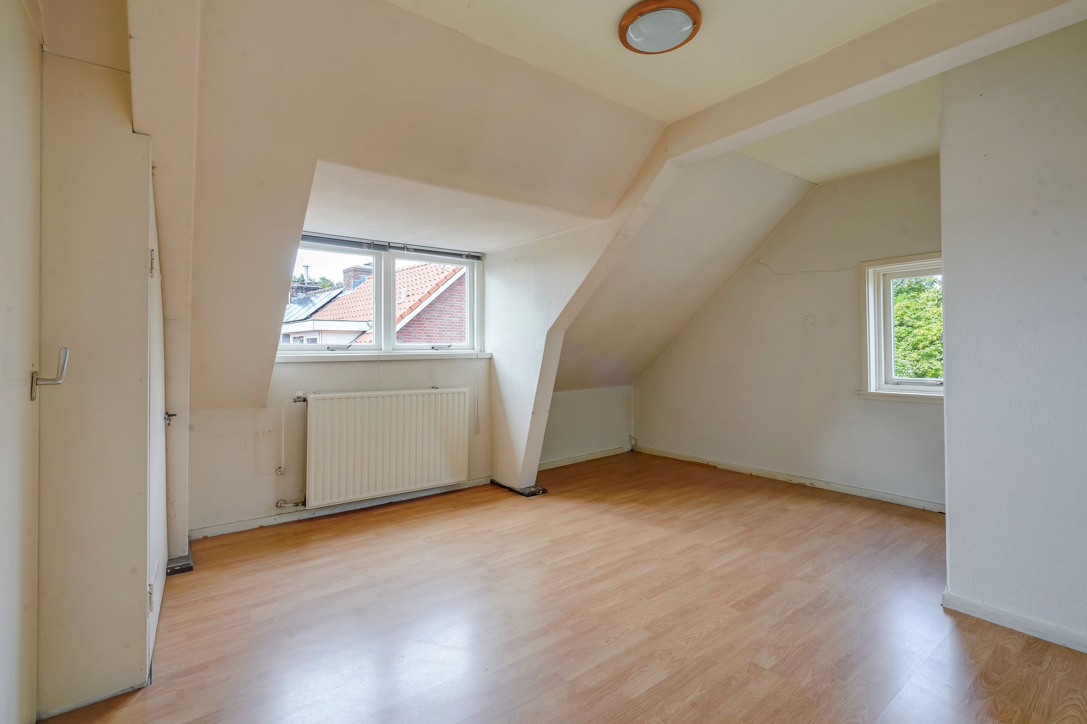 Foto 36 van Spoorsingel 100