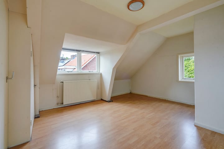 Foto 36 van Spoorsingel 100