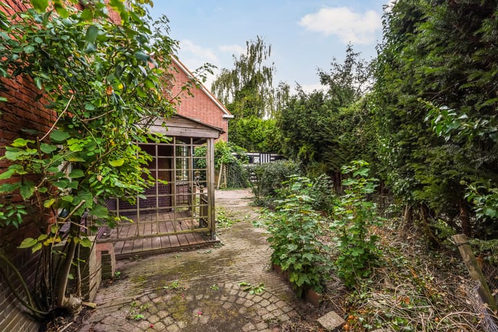 Foto 46 van Spoorsingel 100