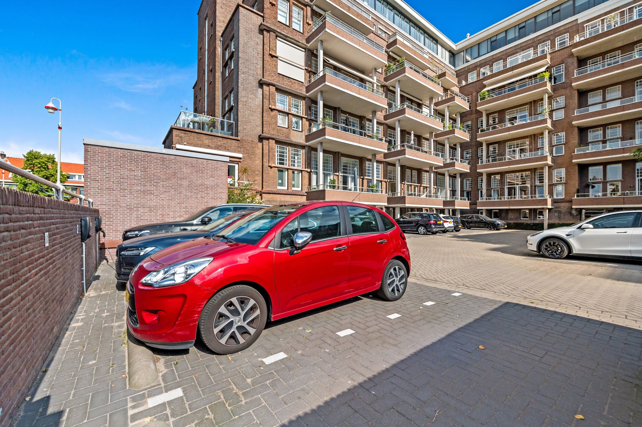 Photo 63 of Van Alkemadelaan 2