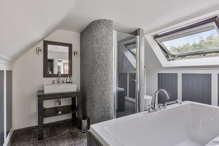 Photo 36 of Molendijk 24