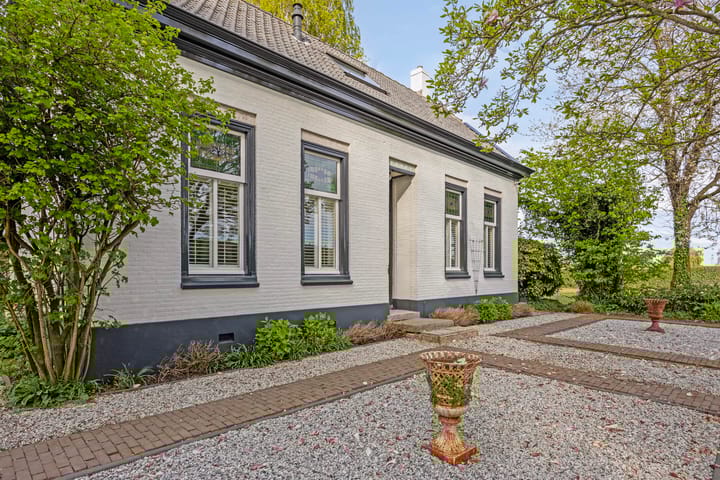 Photo 40 of Molendijk 24