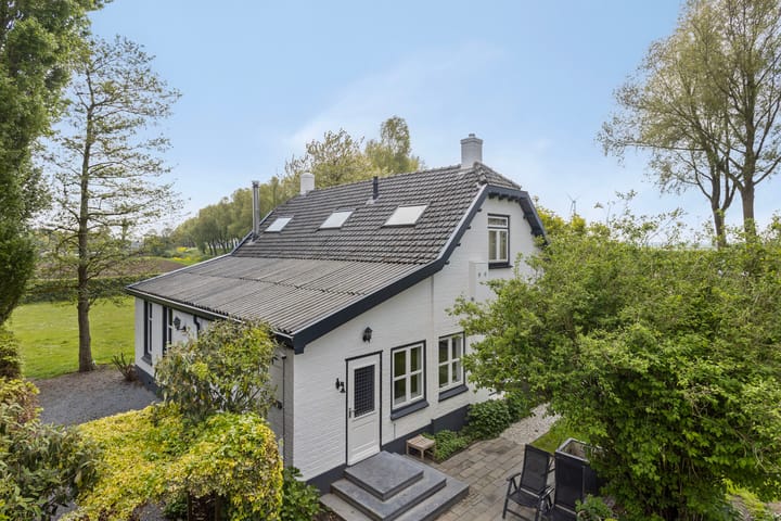 Photo 47 of Molendijk 24