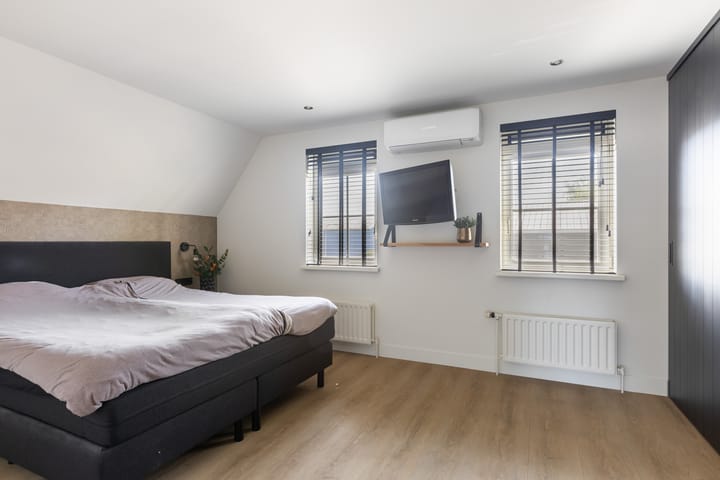 Photo 22 of Molenstraat 13