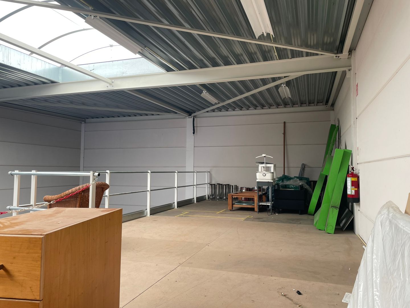 View photo 5 of Honderdland 386