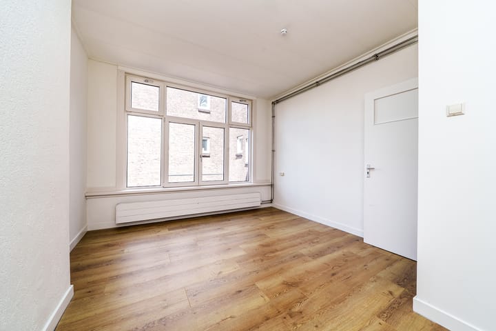 Photo 13 of Mathenesserweg 79-A02