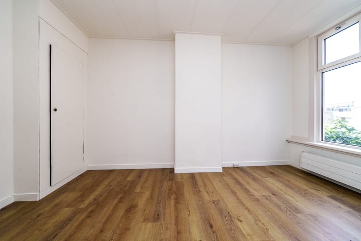 Photo 14 of Mathenesserweg 79-A02