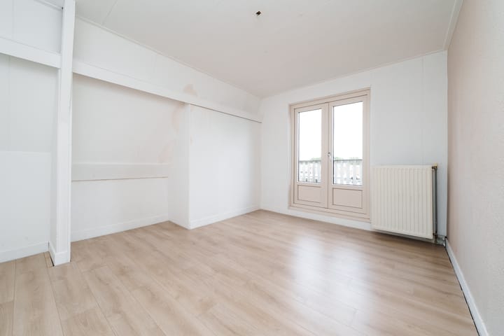 Photo 16 of Mathenesserweg 79-A02