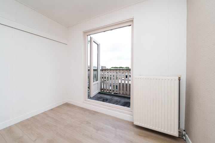 Photo 20 of Mathenesserweg 79-A02