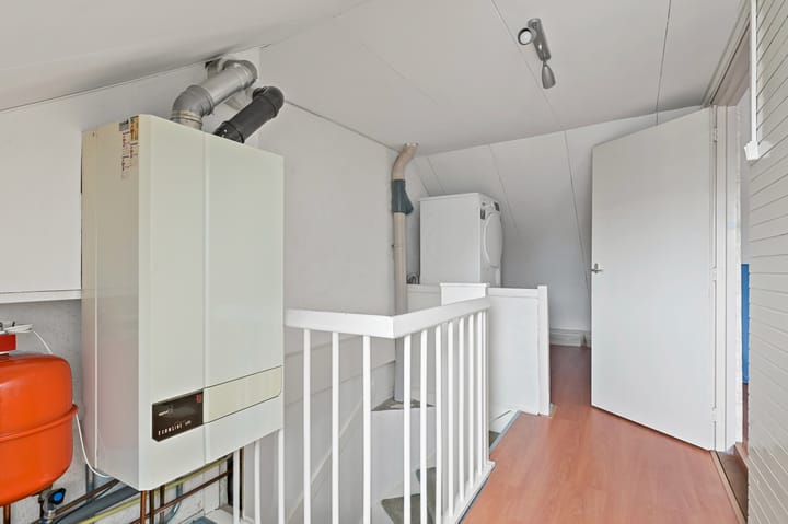 Photo 31 of Maasstraat 28