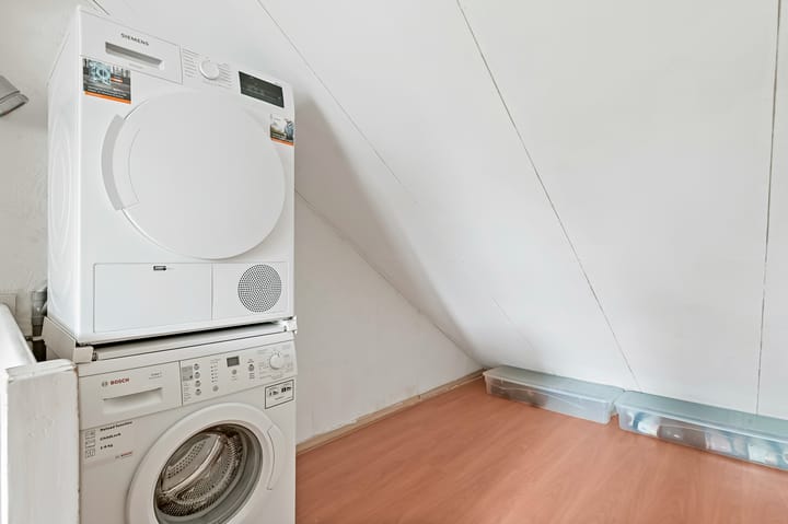 Photo 33 of Maasstraat 28